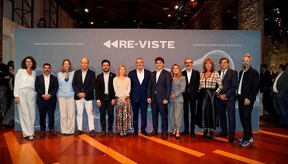 Foto de RE-VISTE presenta su primer piloto para la recogida de residuo textil en Espaa