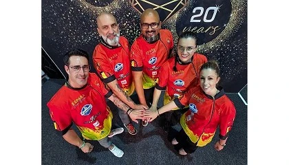 Foto de Entrevista al equipo espaol de peluquera canina, que ha consagrado el tercer puesto en el campeonato mundial Groomania 2024