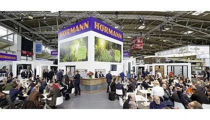 Foto de Hrmann presentar sus productos en la feria BAU 2025 en Mnich