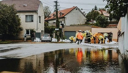 Foto de Cmo se preparan los sanitarios ante los retos epidemiolgicos, psicolgicos y organizativos provocados por la DANA