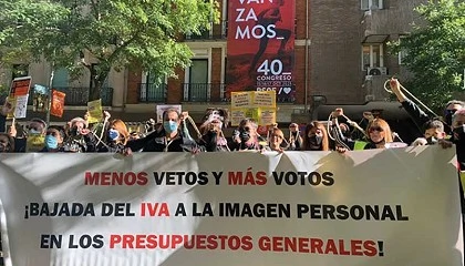 Foto de Indignacin del sector de la imagen personal frente al nuevo veto del Gobierno al IVA reducido