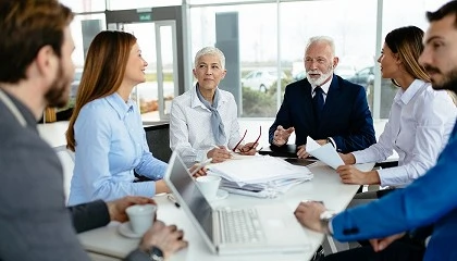 Foto de La falta de relevo generacional ser uno de los retos clave del mercado laboral en 2025