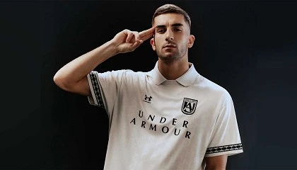 Foto de Ferrn Torres, delantero del FC Barcelona, se une a la familia de Under Armour