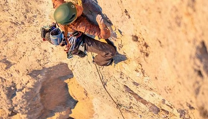 Foto de Salewa Ibrica busca especialista en Marketing para el rea de escalada