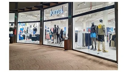 Foto de Joma reabre su tienda de Bonaire 105 días después de la DANA de Valencia