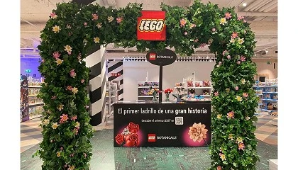 Foto de El Corte Ingls instala pop-ups de Lego con motivo de San Valentn