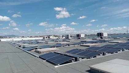 Foto de IBC Solar y Monticell ponen en marcha diez instalaciones de autoconsumo para Leroy Merlin