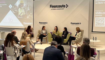 Foto de Finanzauto defiende la diversidad como motor de cambio en la III edición del Foro ‘La mujer en la industria’