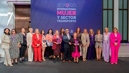 Foto de Gran acogida del 'III Foro Internacional Mujer y Sector Transporte' en Mlaga