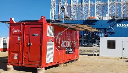 Foto de Acciona pone en marcha un proyecto piloto para reducir las emisiones en el Puerto de Cdiz