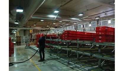 Foto de Sistemas de limpeza em altura: a forma mais segura de manter limpos os espaos de trabalho
