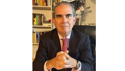 Foto de Entrevista a Francisco Javier Sigenza Hernndez, secretario general de ADHAC
