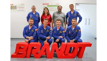 Foto de La Patrulla Águila visita en su 40º Aniversario las instalaciones de BRANDT en Carmona