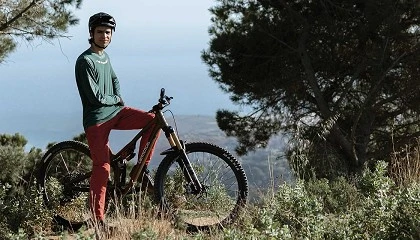 Foto de Alpinestars presenta su coleccin primavera/verano 2025