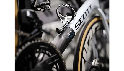 Foto de La SCOTT Addict RC de Tom Pidcock, afinada al milmetro para el Giro de Italia 2025