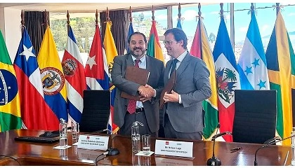 Foto de ADENE refora liderana ibero-americana com acordo com OLADE