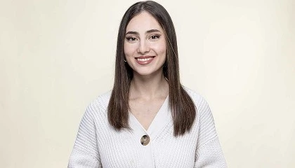Foto de Disfruta de un liso natural y sin encrespamiento este verano con Hop Organic Keratin de Montibello