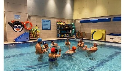 Foto de Zoggs y Penguins se unen por la natación infantil