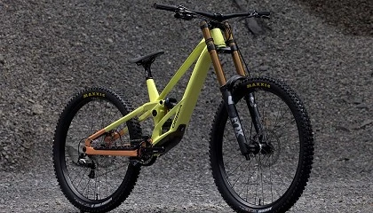 Foto de Galfer equipa de serie los discos Shark en la nueva Orbea Rallon DH