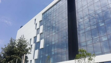 Foto de El vidrio de altas prestaciones y de fcil transformacin