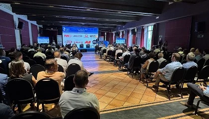 Foto de Anapat bate todos los registros en su Convencin de Valladolid