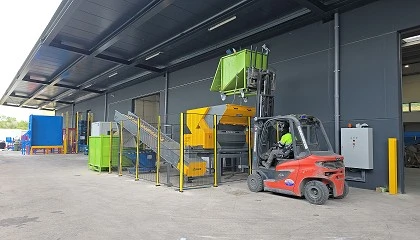 Foto de Las trituradoras LR700 y LR1400 de UNTHA optimizan el tratamiento de residuos de madera en plantas industriales en España