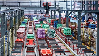 Foto de La automatización en acción: ejemplos reales en almacenes de alimentación y bebidas