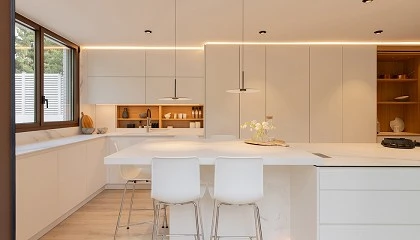 Foto de Diseño a medida, tecnología y estilo: así es el nuevo corazón del hogar de Rekker
