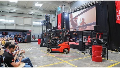 Foto de Linde apresentou a nova gerao de empilhadores eltricos