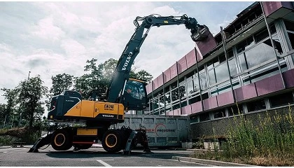 Foto de Projeto de construo modelo: concluda a primeira demolio do mundo totalmente eltrica