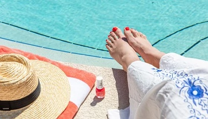 Foto de Pedicuras y colores de verano para lucir con sandalias