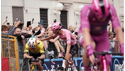 Foto de El Giro dItalia 2025 reduce en diez millones sus ingresos por patrocinio pese a sumar nuevos sponsors