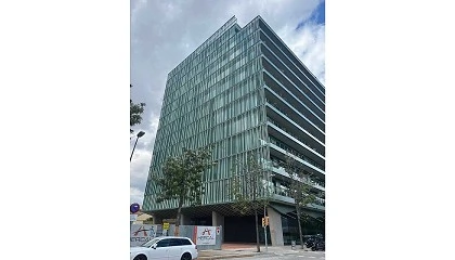 Foto de Dupla certifica��o LEED e WELL Platinum em escrit�rios do One Parc Central com solu��es Saint-Gobain