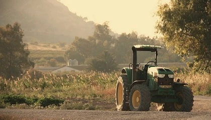 Foto de Parlamento Europeu quer reforar posio dos agricultores na cadeia agroalimentar
