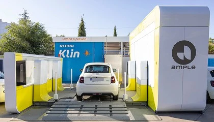 Foto de Repsol despliega en sus estaciones de servicio de Madrid un sistema pionero para el intercambio rápido de baterías para vehículos eléctricos