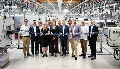 Foto de Pöppelmann KAPSTO inaugura una nueva nave de producción
