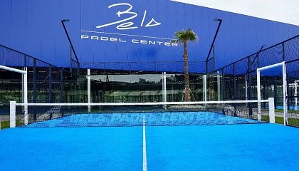 Foto de El nuevo Bela Padel Center Barcelona confa sus pistas a Padel Galis