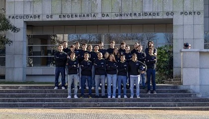 Foto de MotoStudent FEUP lana a primeira mota eltrica de competio