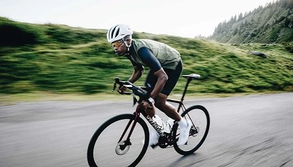 Foto de Vuelve la bici más ligera del mundo: Specialized Aethos 2