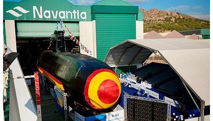 Foto de Navantia bota el submarino S-82 Narciso Monturiol, segundo de la serie S-80 para la Armada Espa�ola