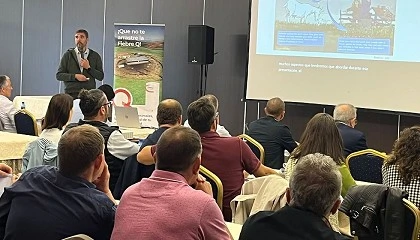 Foto de Unos 60 veterinarios de Asturias analizan el control de la fiebre Q en vacuno de leche