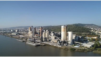 Foto de Cimpor volta a abrir as portas do Centro de Produo de Alhandra