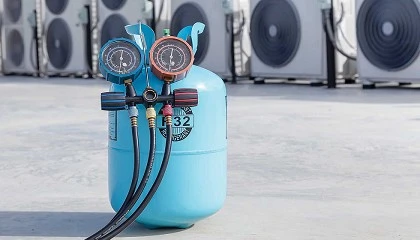 Foto de IPAC atribui ao CENTERM extenso da certificao para hidrocarbonetos