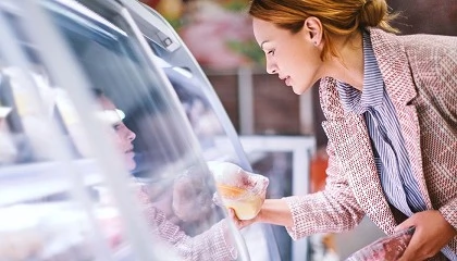 Foto de Cómo la sostenibilidad y la información nutricional influyen en la decisión de compra de carne y análogos cárnicos: efectos del género