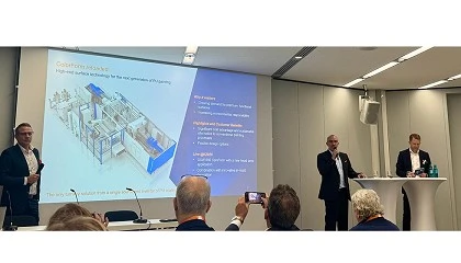 Foto de Innovacin en procesos de refuerzo y eficiencia energtica en el stand de KraussMaffei en Dsseldorf