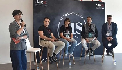 Foto de Estudiar ingeniera en la universidad y en la empresa, una oportunidad para el talento joven