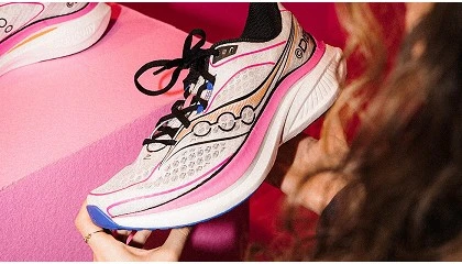 Foto de Saucony x Distance: una edicin limitada que une velocidad, creatividad y cultura running