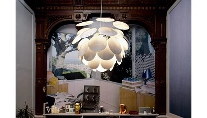 Foto de Discoc, la luminaria de Christophe Mathieu que convierte la luz en una experiencia visual y emocional