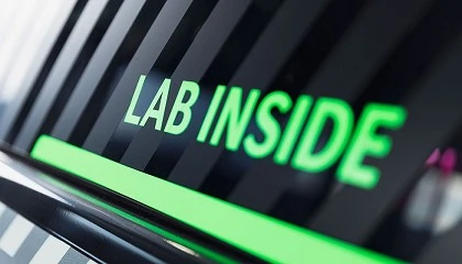 Foto de Mercedes-Benz presenta ELF, su vehículo experimental que reinventa la recarga eléctrica