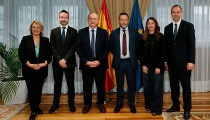 Foto de Neobis se reúne con Jordi Hereu para poner en valor el papel esencial de la comunicación gráfica